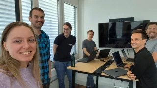 2fe1cf74-4523-4dc5-af44-fbdc72b11171-2560x1440