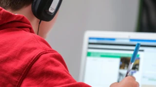 compare-fibre-Y8TiLvKnLeg-unsplash-6240x3508